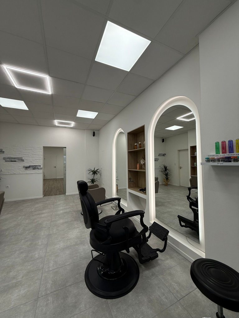 Meisterhafter Haarschnitt und Styling bei Wanes Hair & Beauty Gronau