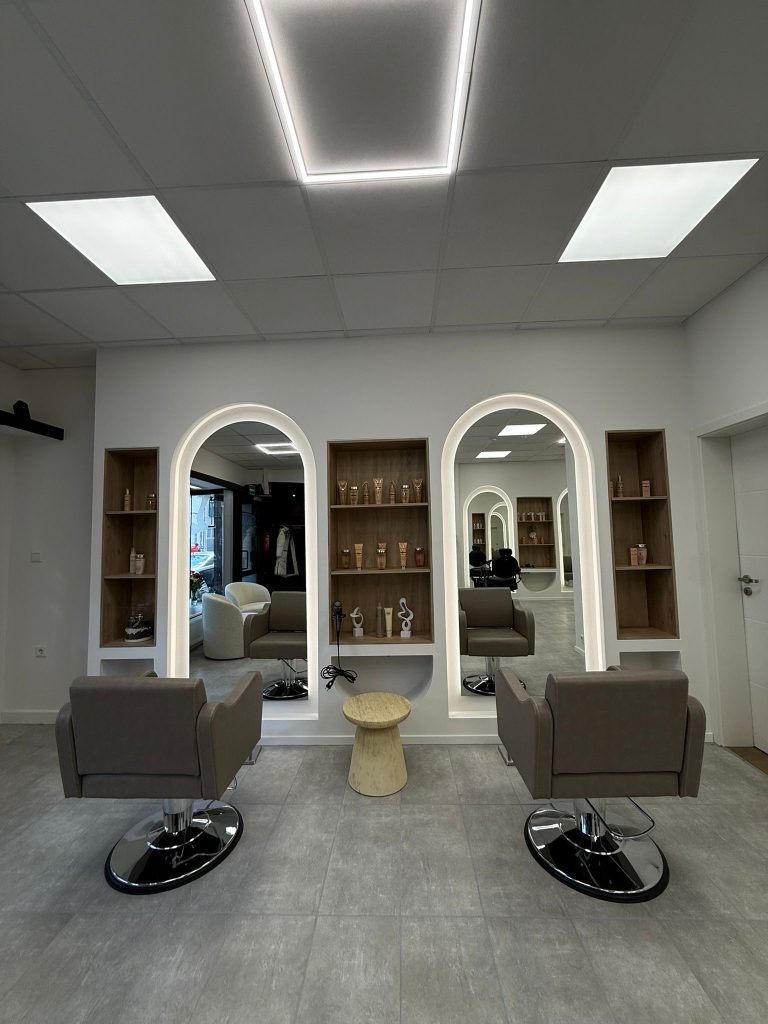 Meisterhafter Haarschnitt und Styling bei Wanes Hair & Beauty Gronau